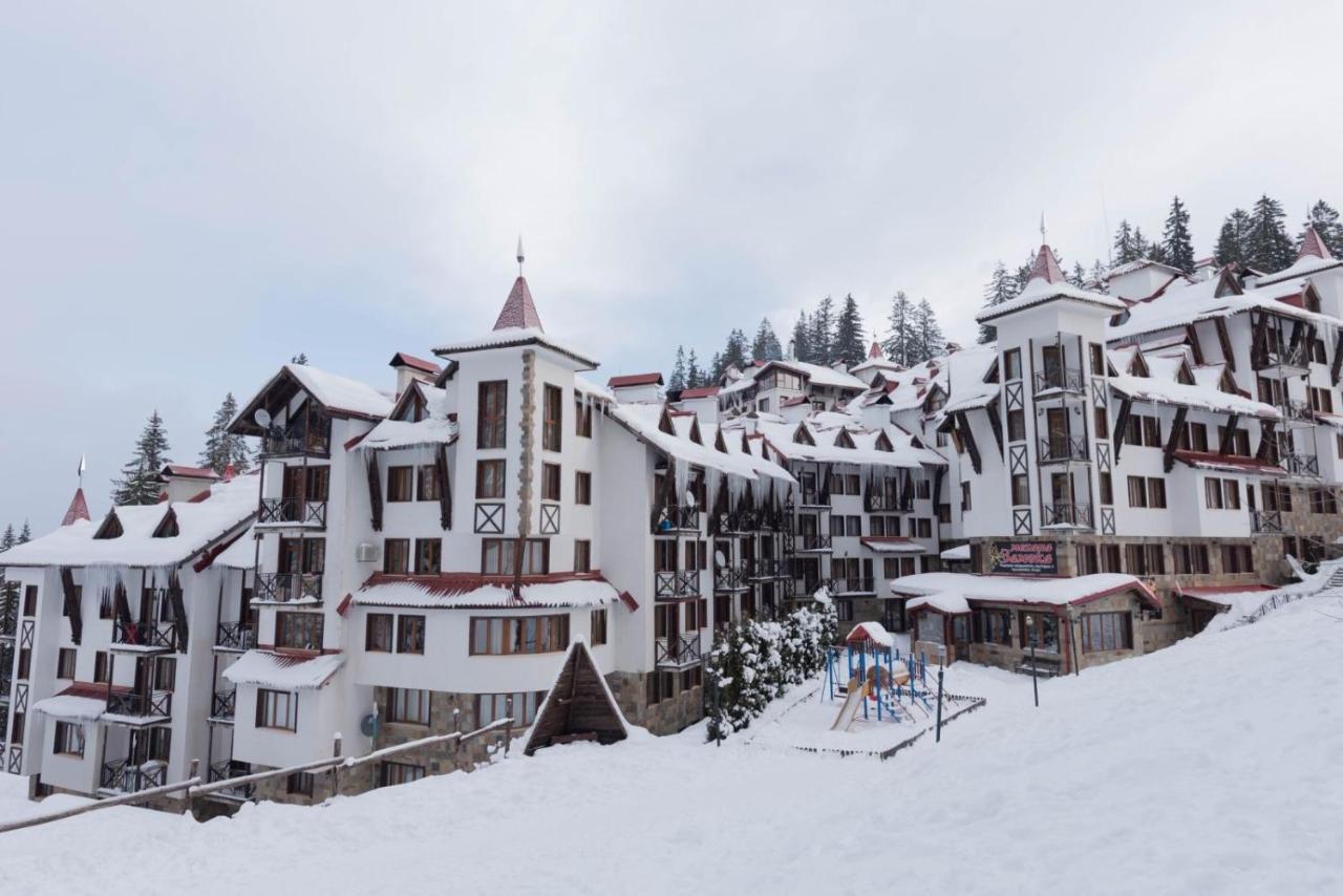 Замъка 1 Aparthotel Pamporovo Exteriör bild